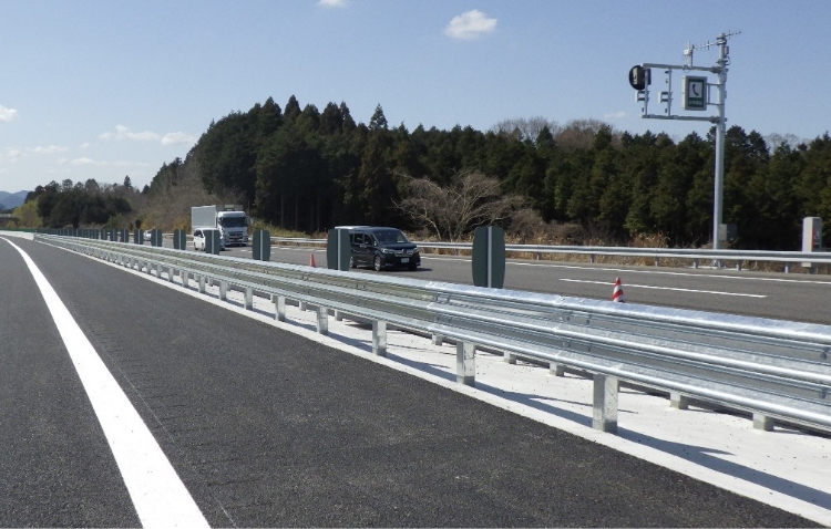 全国各地のガードレール