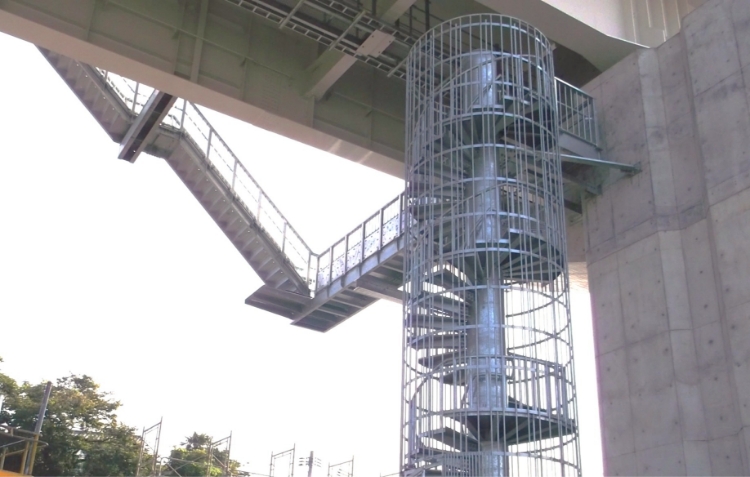 広島高速橋梁用螺旋階段