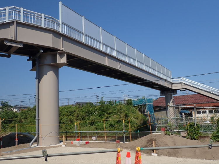 新潟沿岸部の跨線橋床版